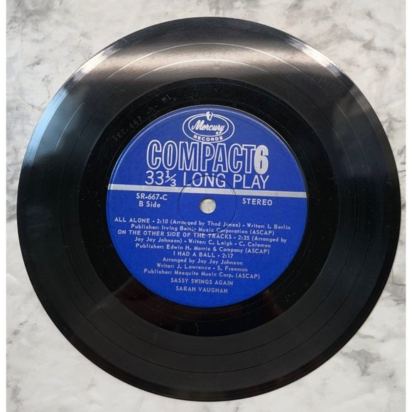 Sarah Vaughan Sassy Swings Again Compact 33 Jukebox 7" Record Mercury SR-667 - Picture 8 of 9